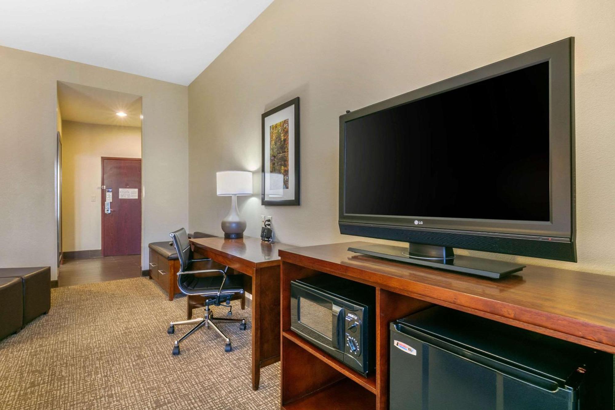 Comfort Suites Forrest City Ngoại thất bức ảnh